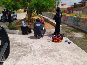 BUSCABA ATENTAR CONTRA SU VIDA Y LOS OFICIALES LO SALVARON.