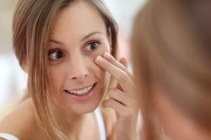 mengatasi penuaan dini di wajah cara mengatasi Muncul Garis Halus & Bintik Hitam Di Wajah Kulit Wajah Mudah Mengering Pipi Mulai Menurun