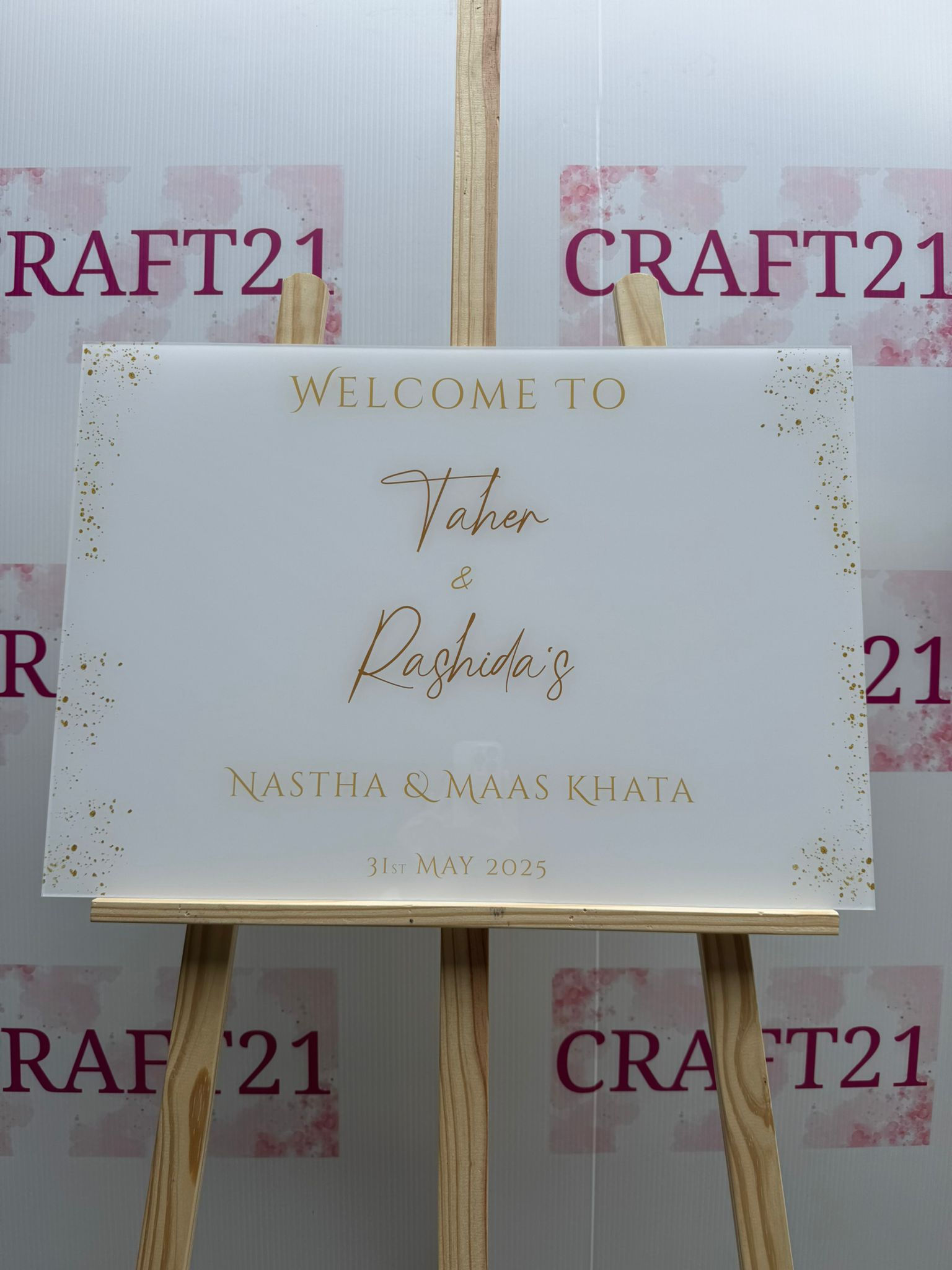 White and Gold Nasta Day Welcome Board
