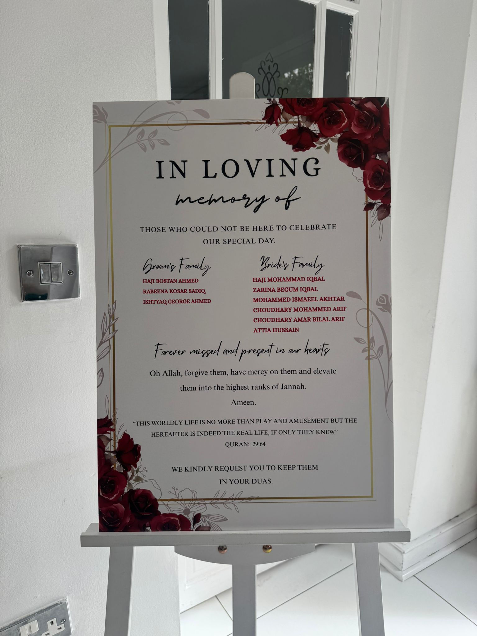 Gold Frame With Red Roses In Loving Memory Board