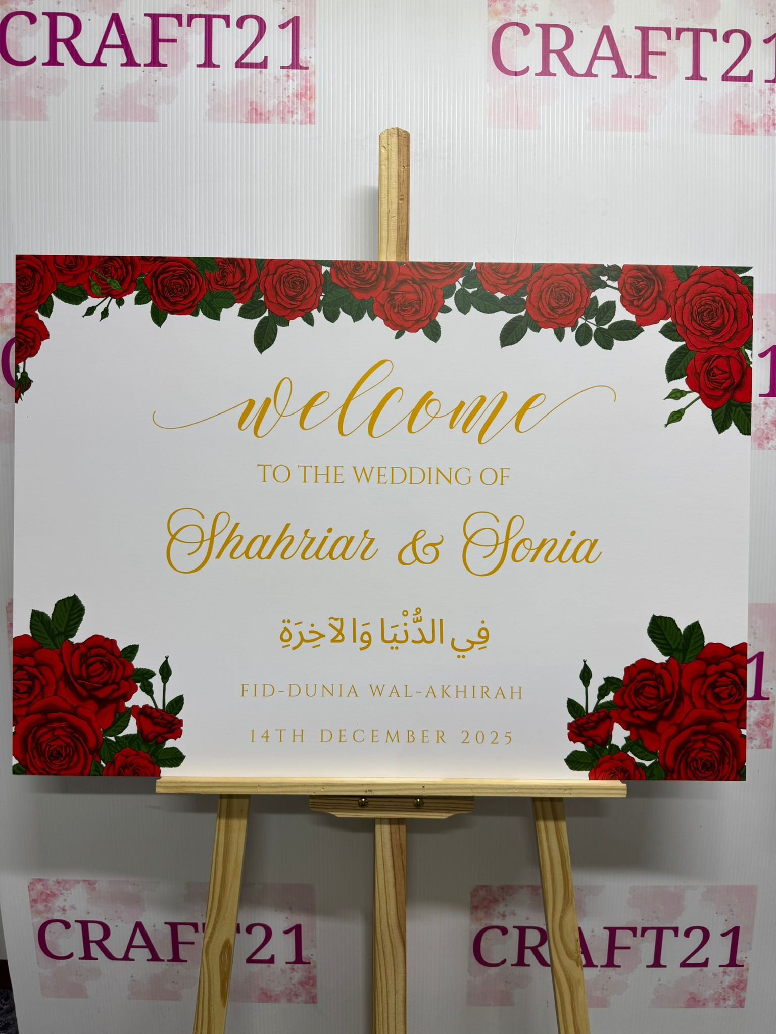 Red Roses Wedding Welcome Board