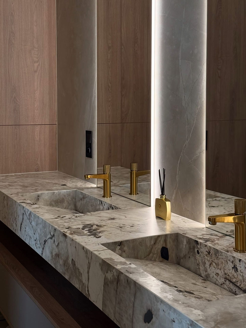 bespoke basin /mirror