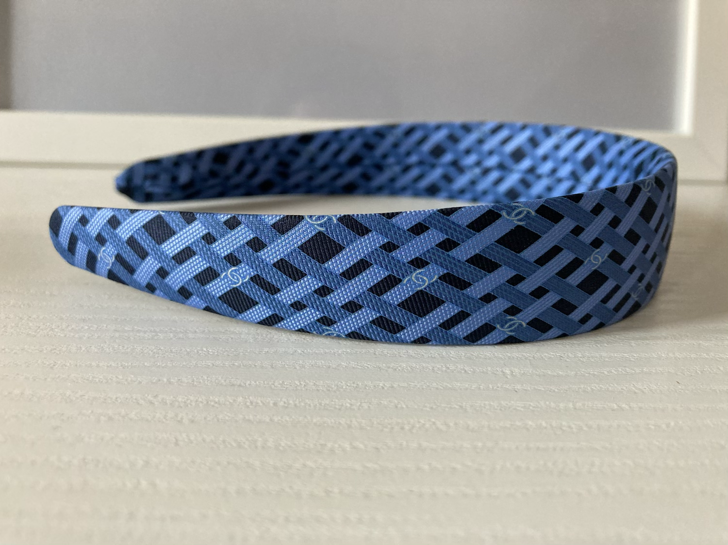 CERCHIETTO CHANEL LOGO AZZURRO