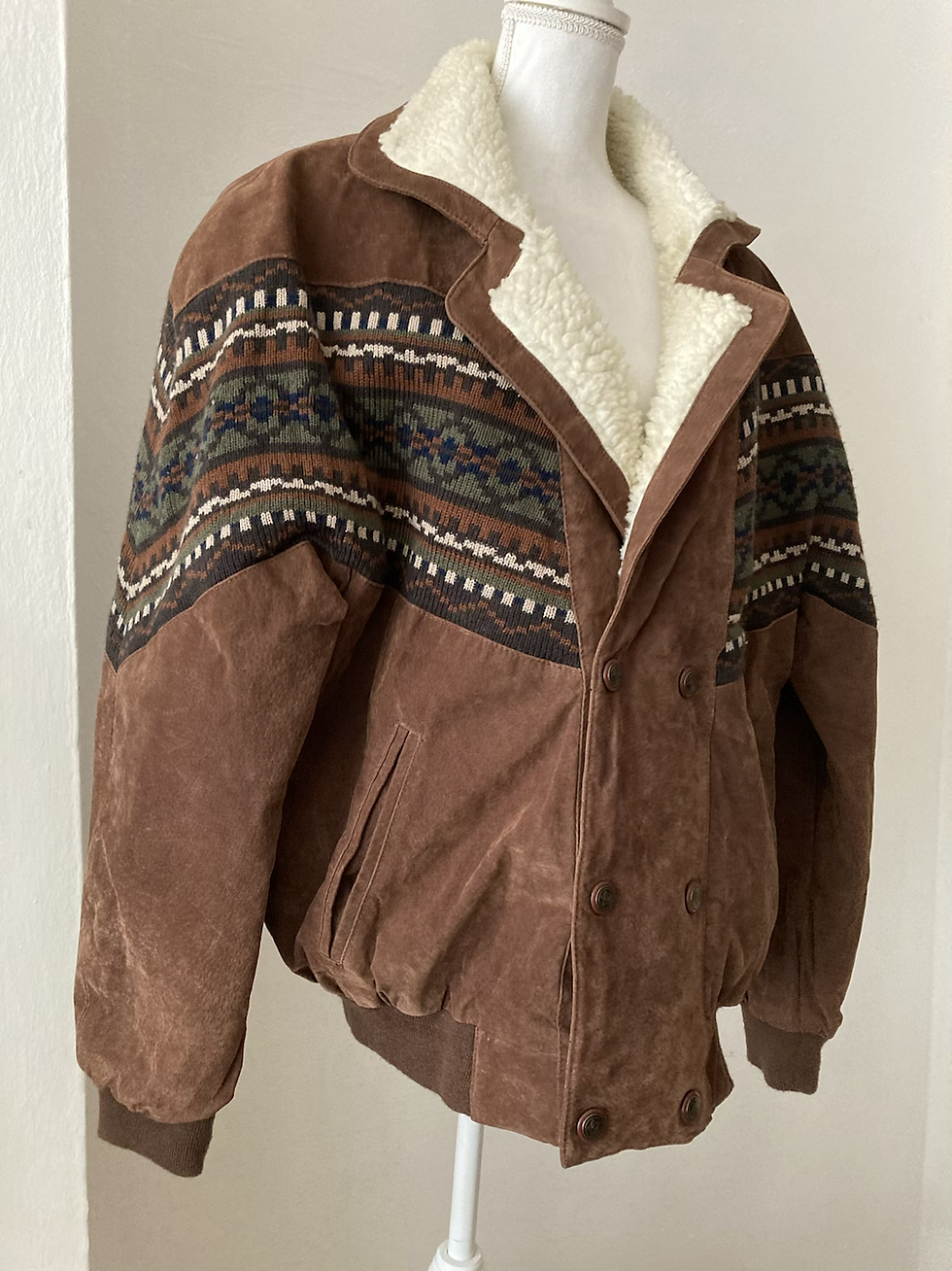 Giacca scamosciata con motivo geometrico