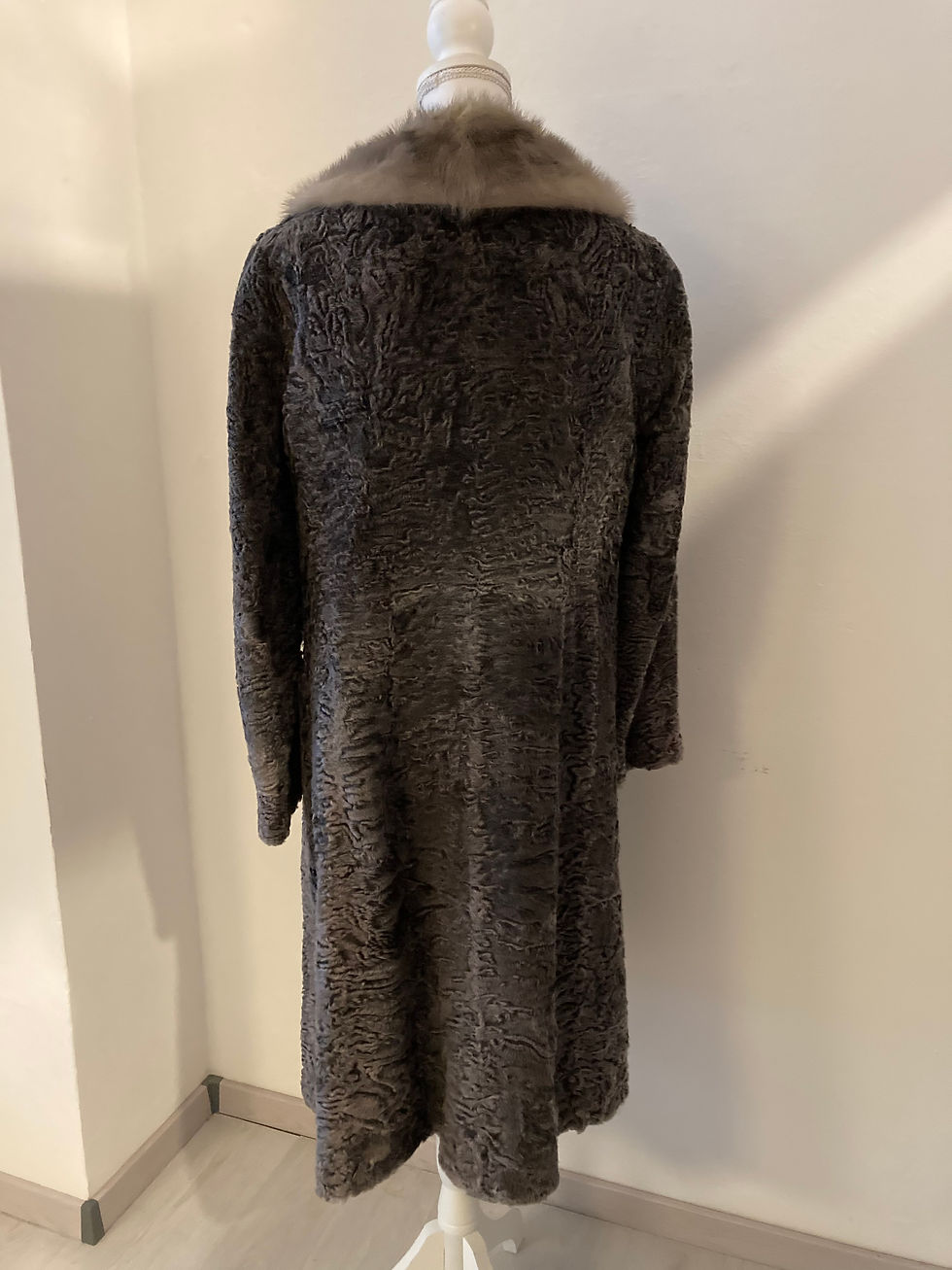 Thumbnail: ASTRACAN / FUR COAT