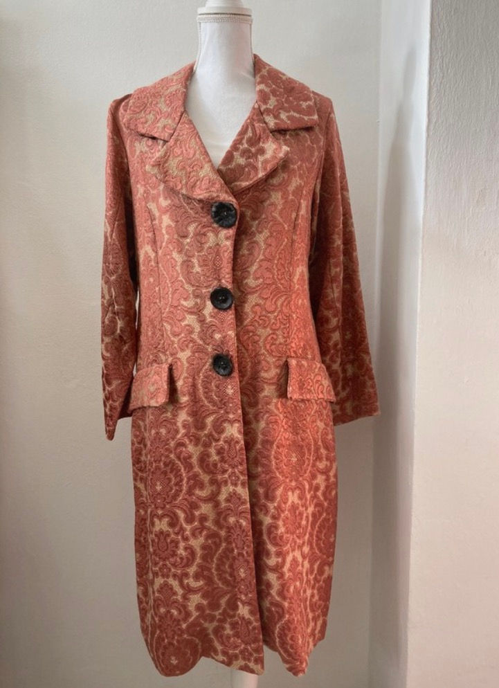 Thumbnail: ANTIQUE PINK TAILORED COAT