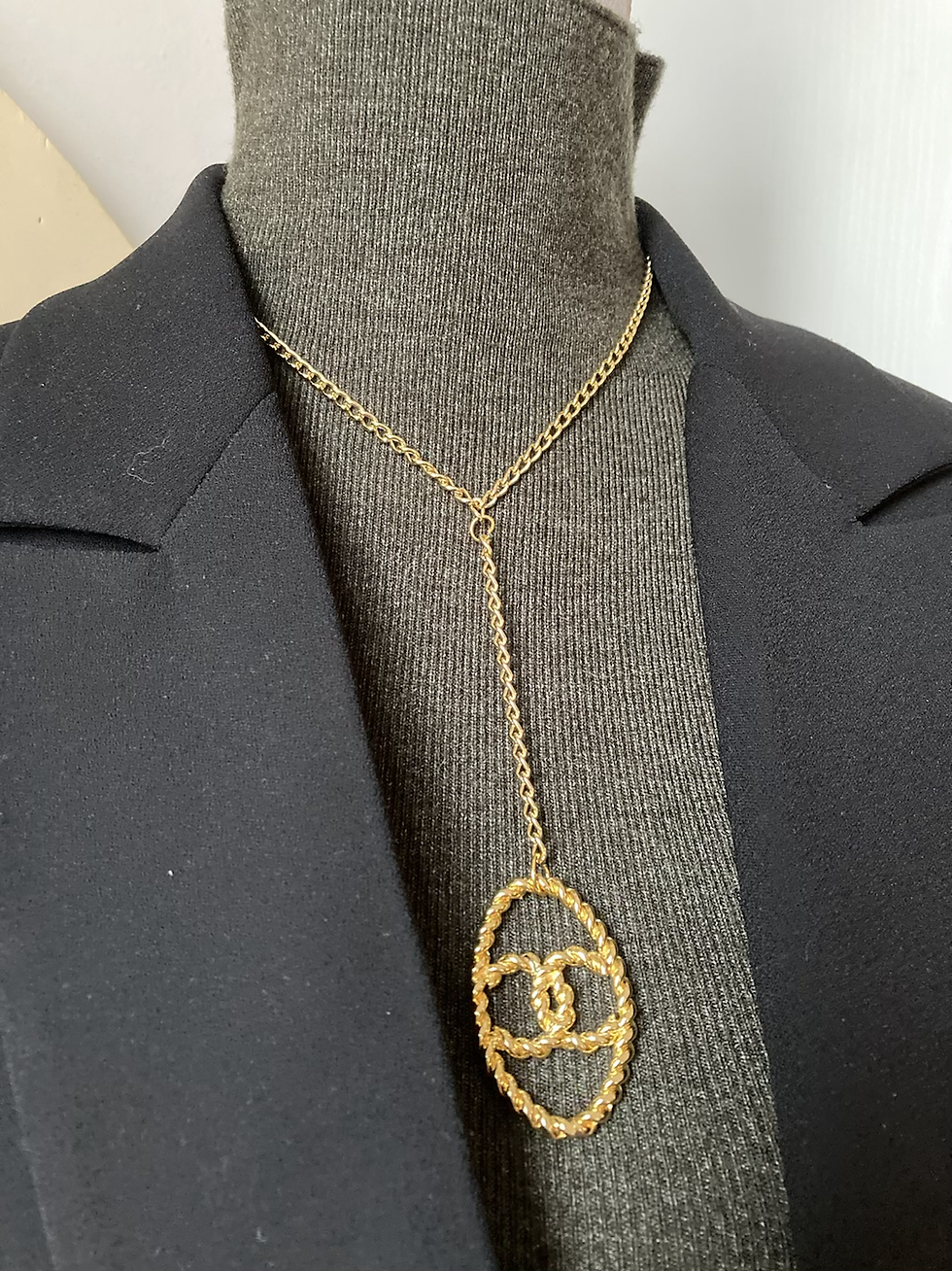 Miniatura: COLLANA GIOIELLO CHANEL CON CIONDOLO 