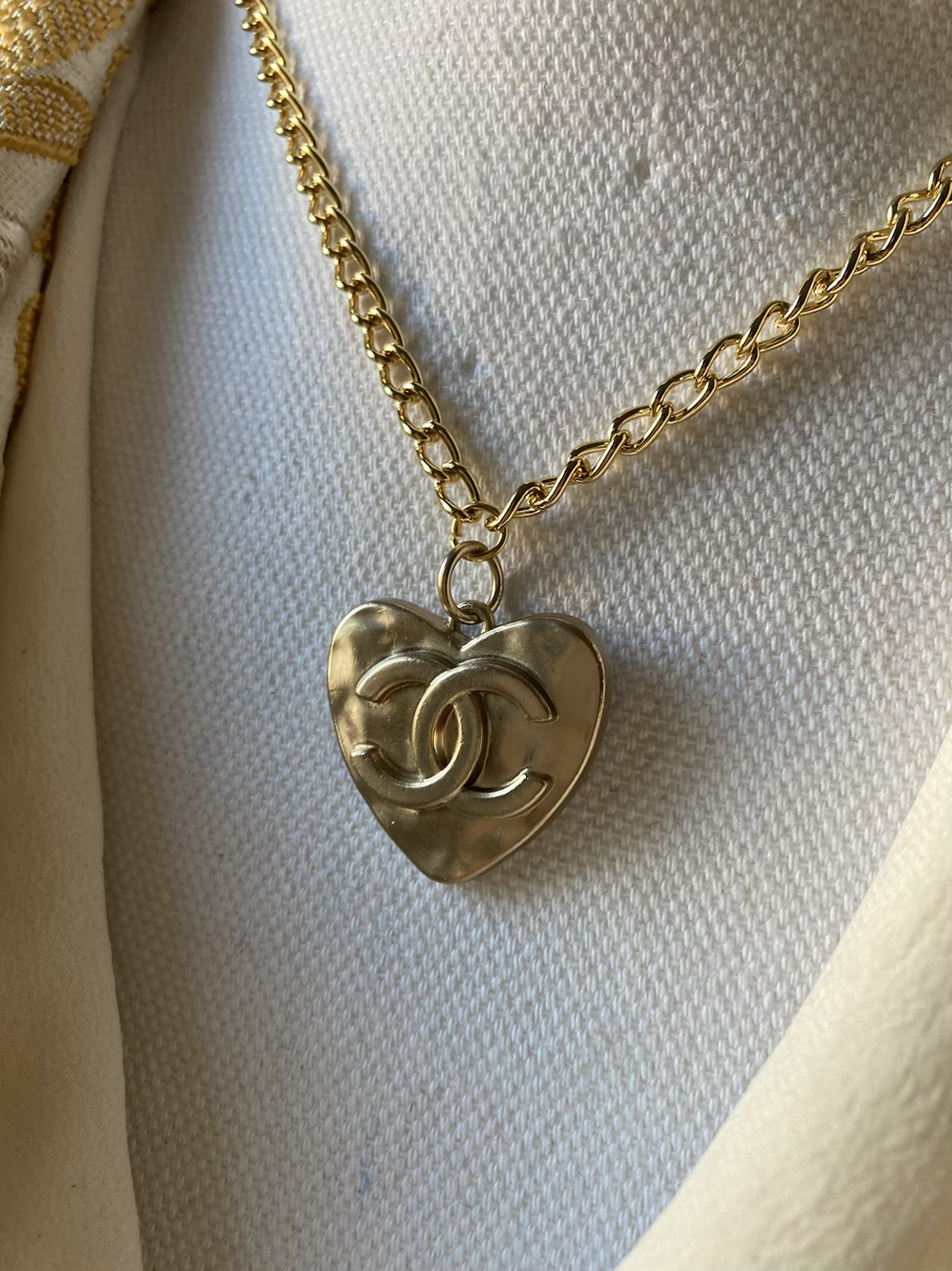 COLLANA GIOIELLO CHANEL CON CIONDOLO CUORE