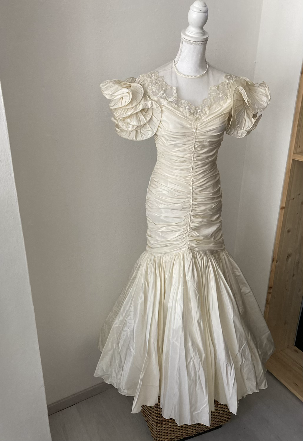NOVARESE wedding dress