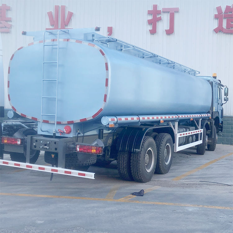 Thumbnail: Howo 12-Wheel 371hp Sinotruk 6x4 Manual Transmission Used Oil Fuel Tanker Truck 