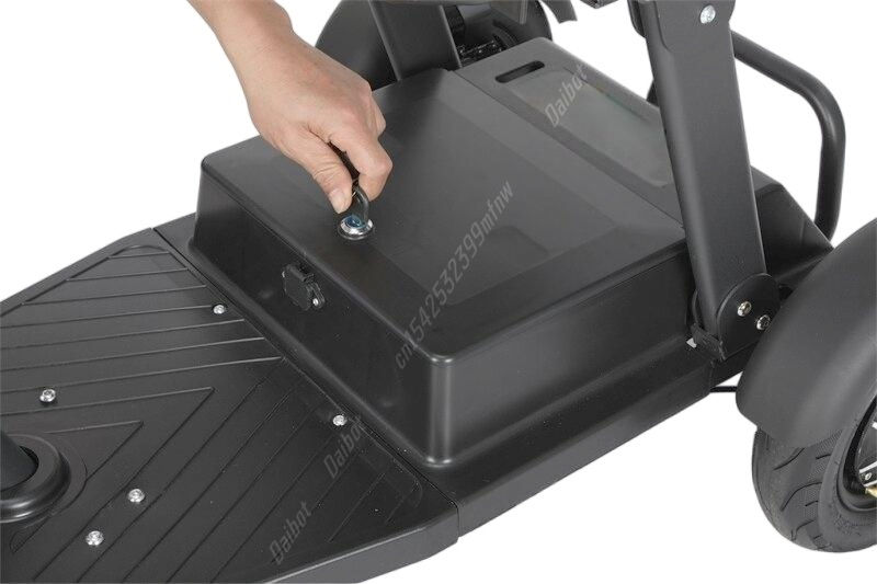 Thumbnail: 1000W Lightweight Folding Mobility Scooter For Older People 3 Wheels With Pull R