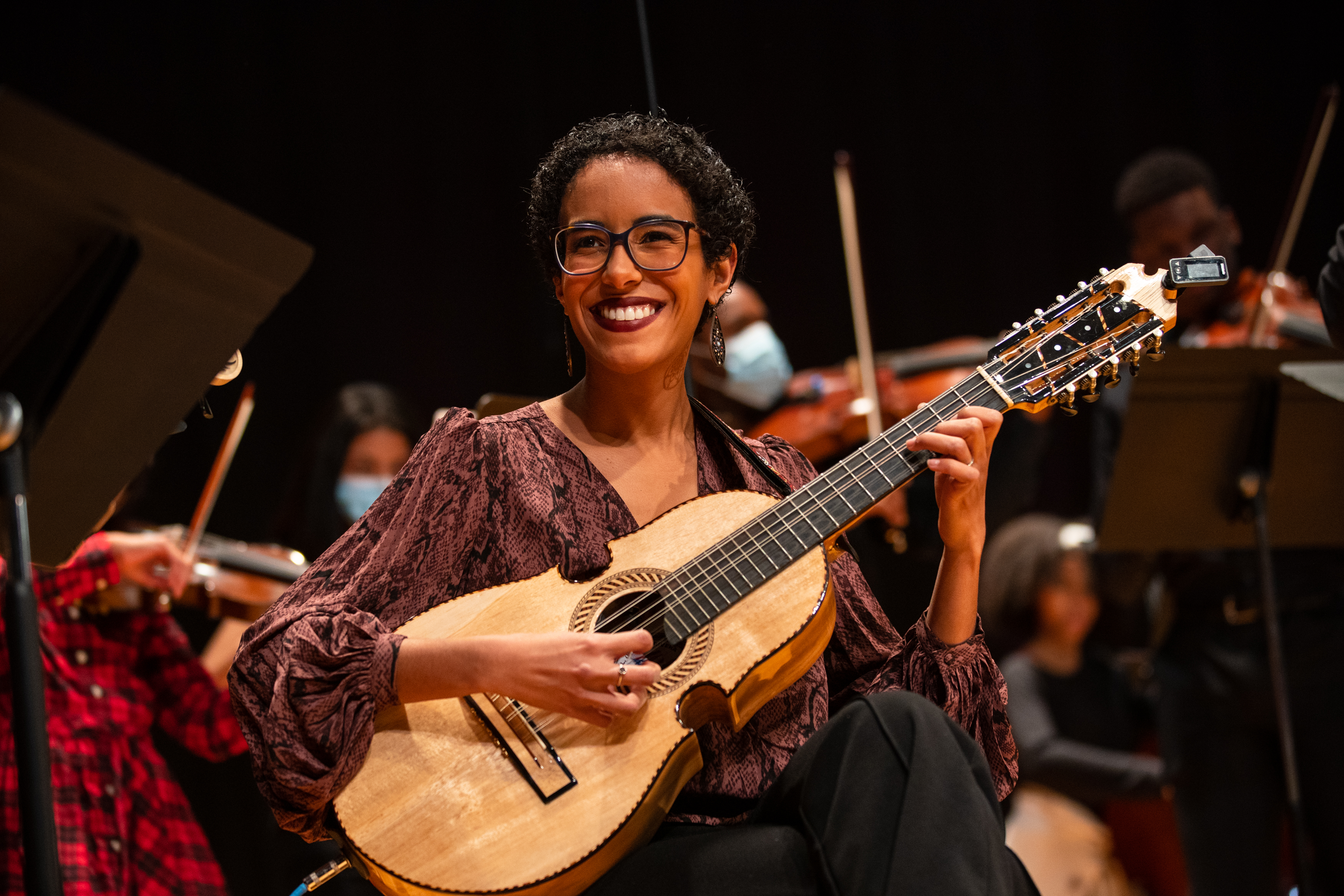 Fabiola Mendez | Cuatro Player & Composer | Puerto Rican Folk Music