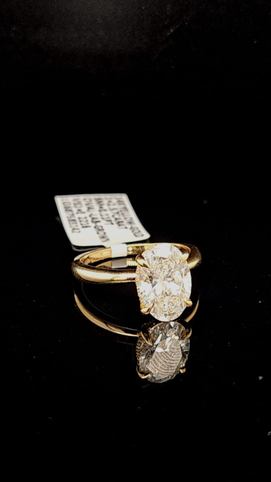 Thumbnail: OVAL ENGAGEMENT RING