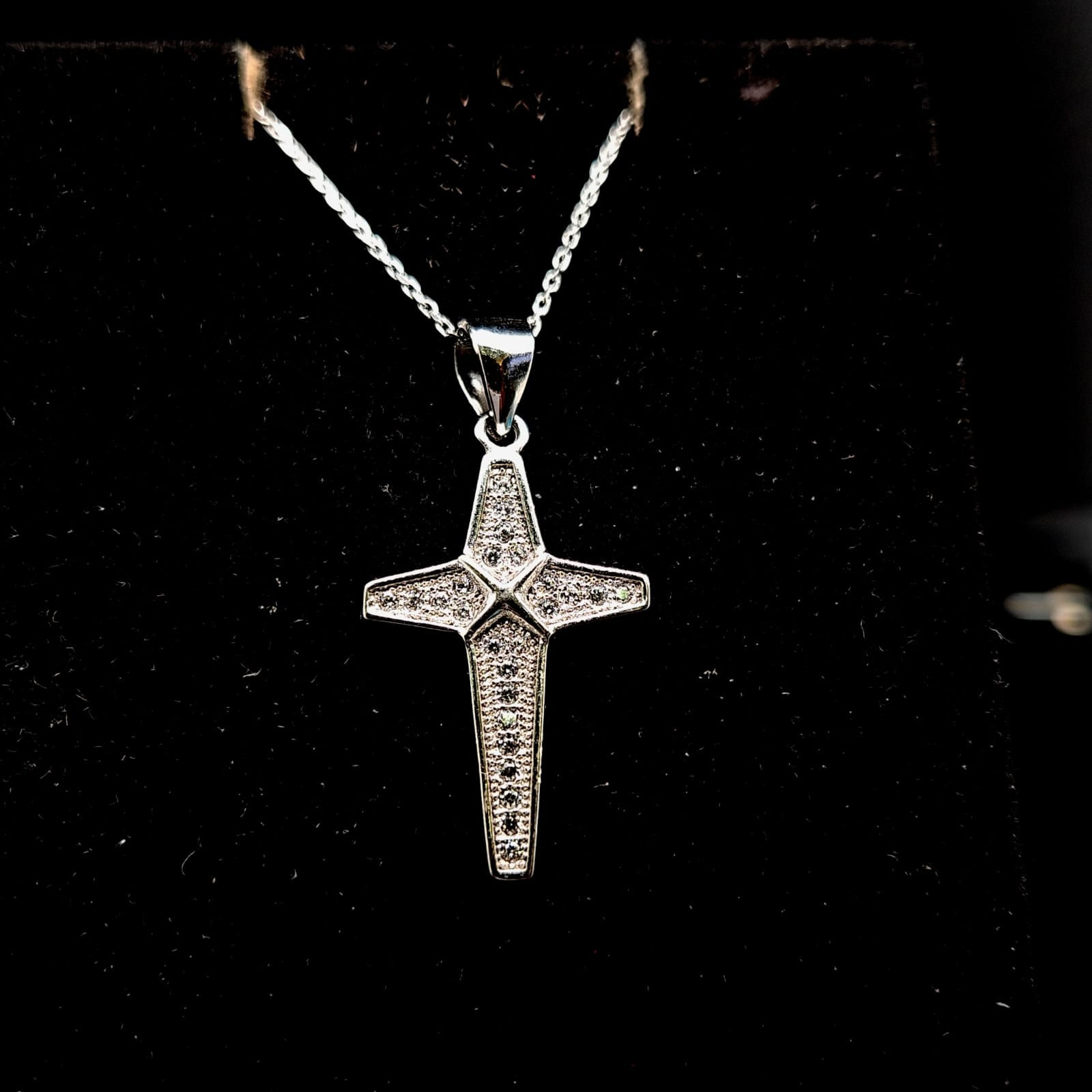 CROSS NECKLACE