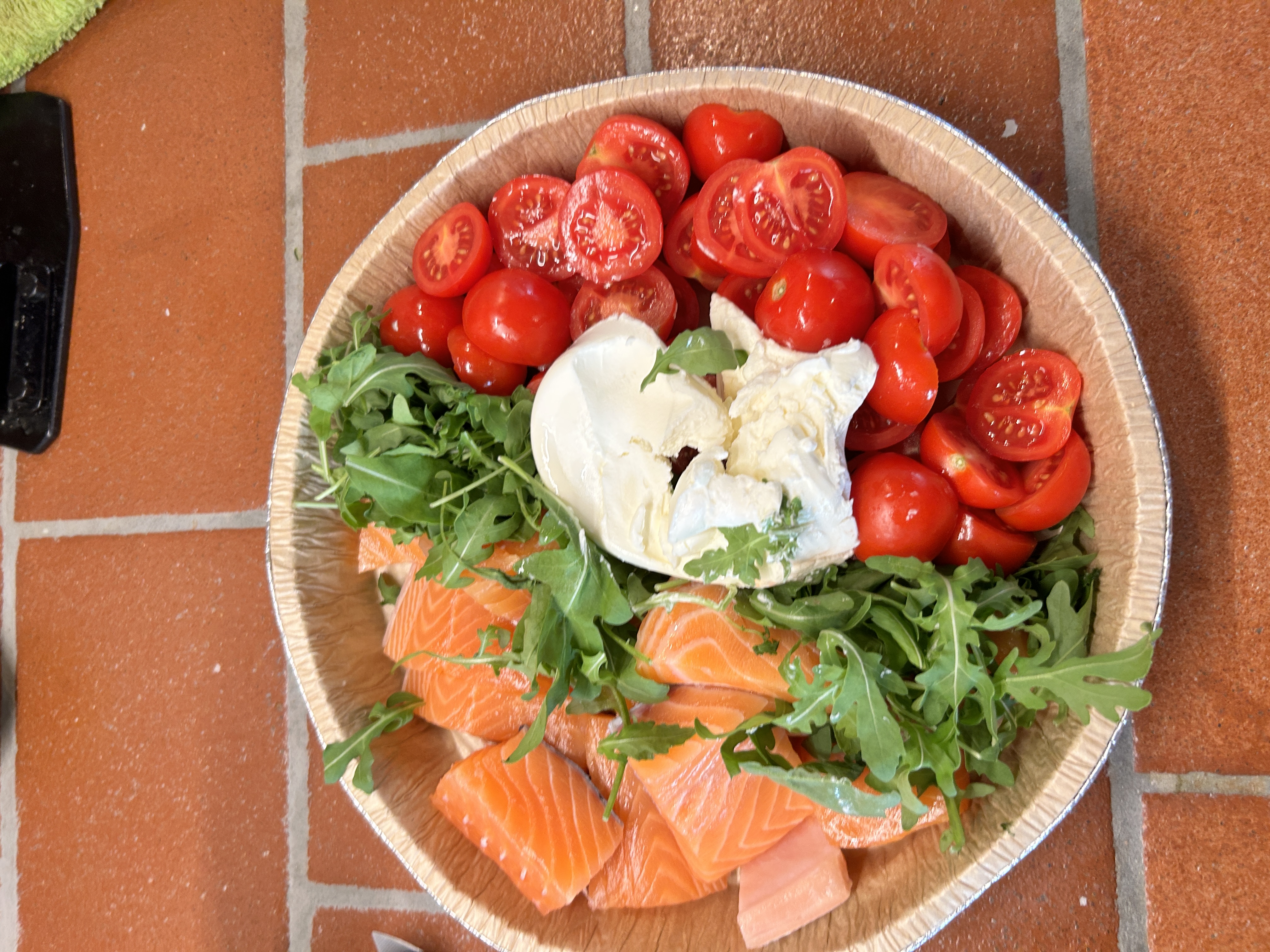 Pasta deliciosa de salmão (rápida e prática para a família)