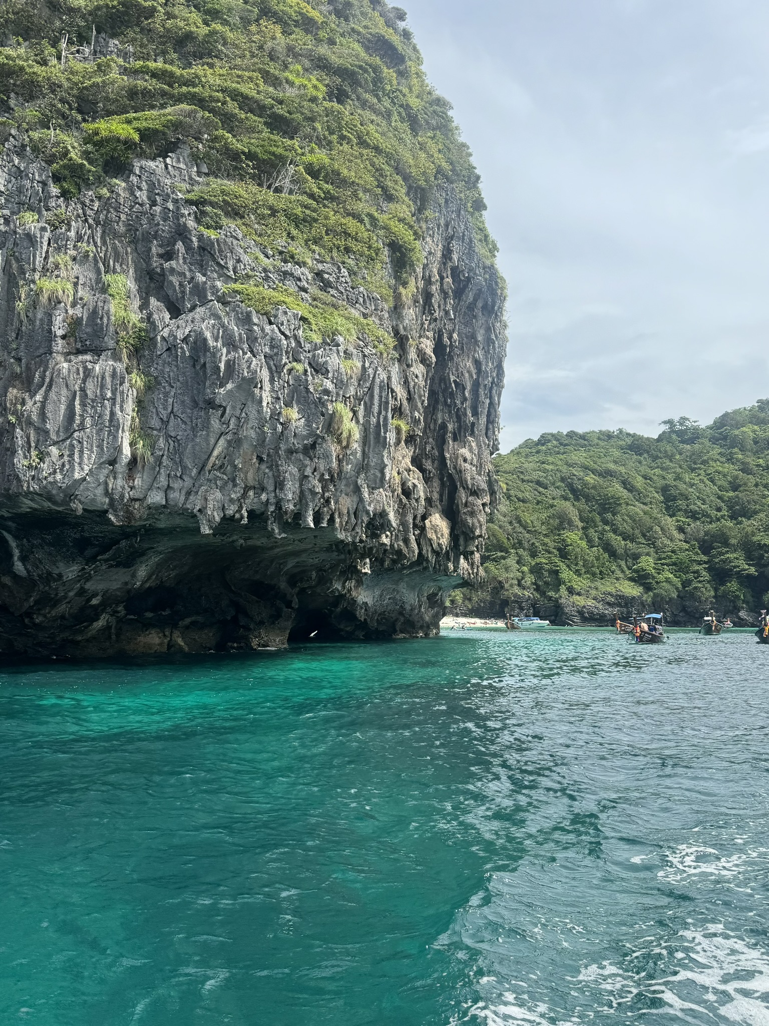 Phi Phi Island com a família: praias paradisíacas e mergulhos