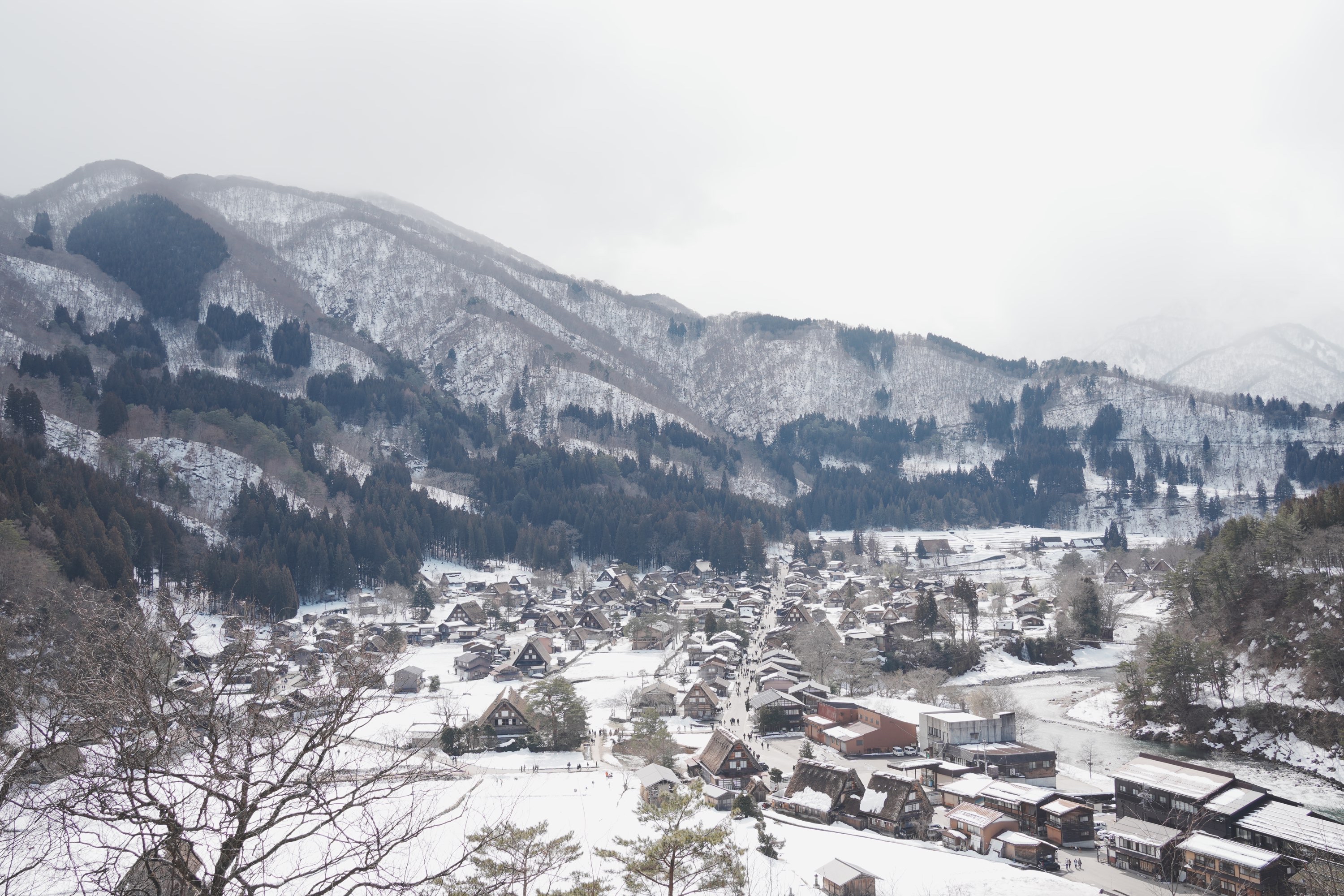 Um verdadeiro conto de fadas japonês: Shirakawa-go