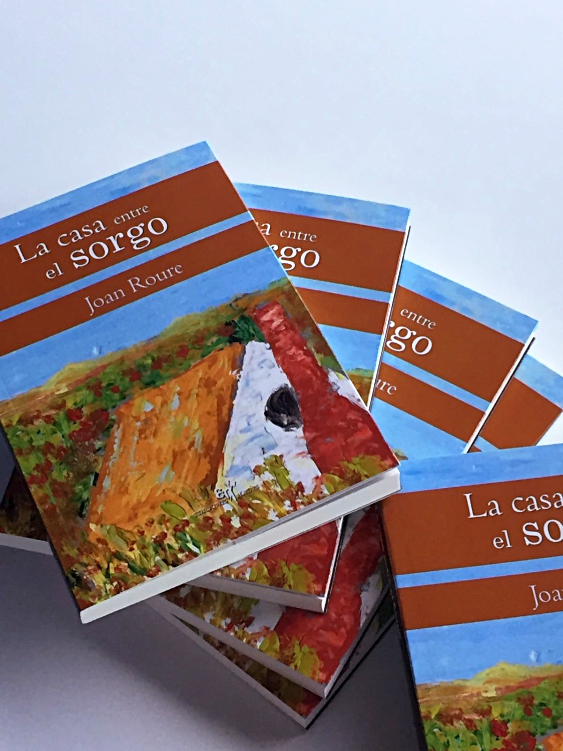 Presentación La casa entre el sorgo