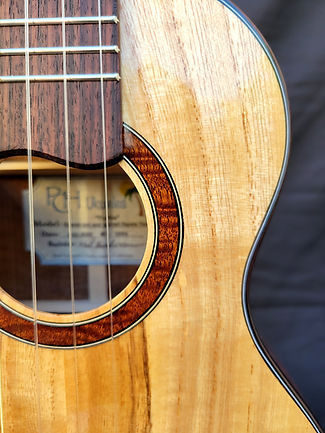 Uke 64 - Rosette.jpg