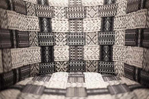 Boa Chair Black & White (Ref. MG.GC.003)
