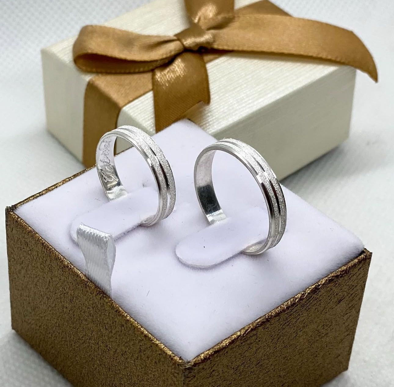 Alianças Promessa 4mm em prata 950