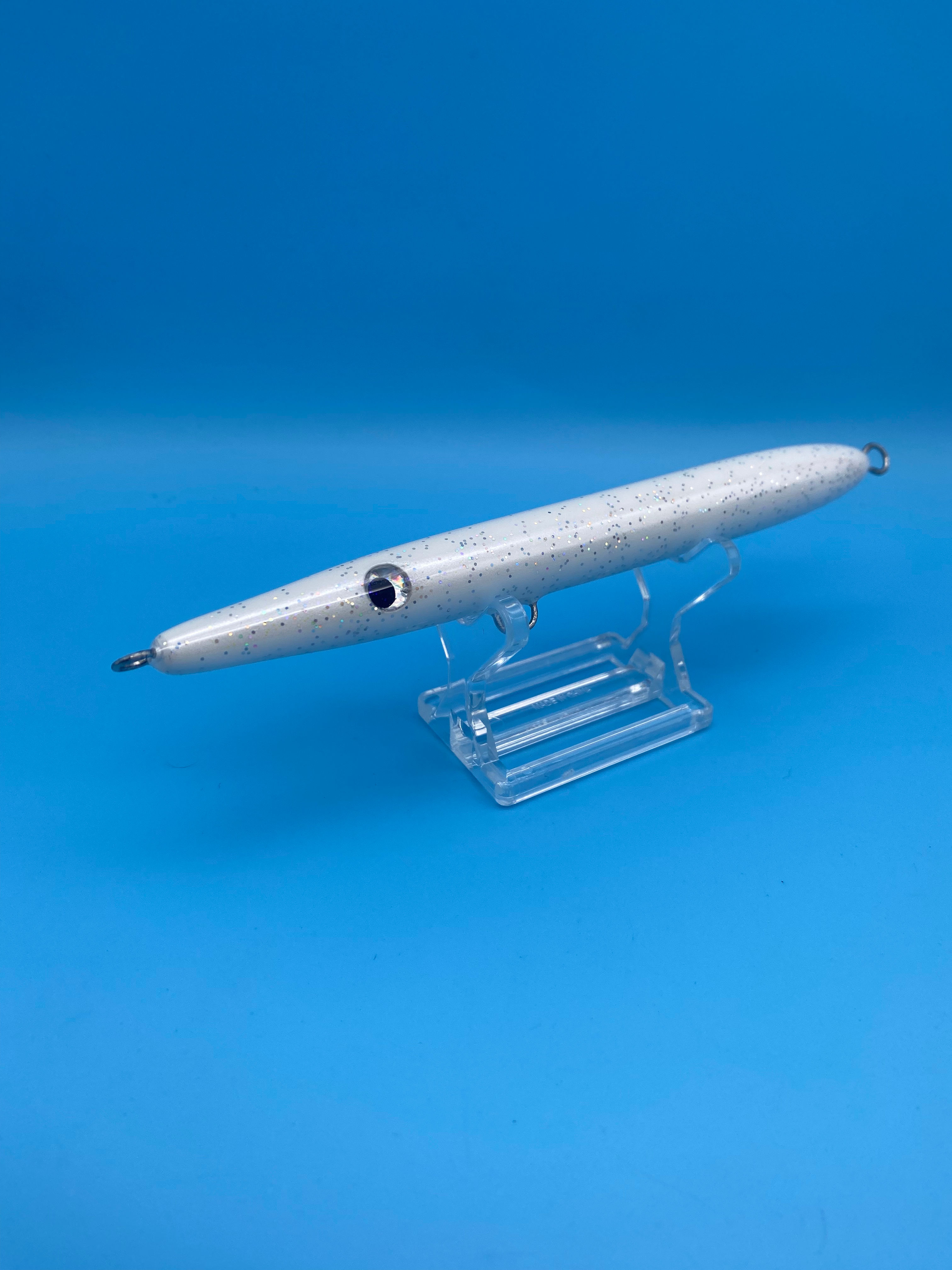 135mm x 25g level sink white holographic glitter.