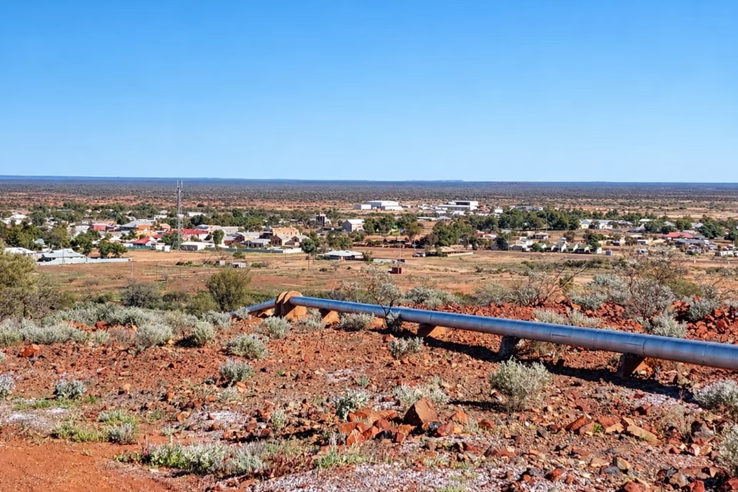 Golden Dragon drills for gold beneath 3km WA anomaly