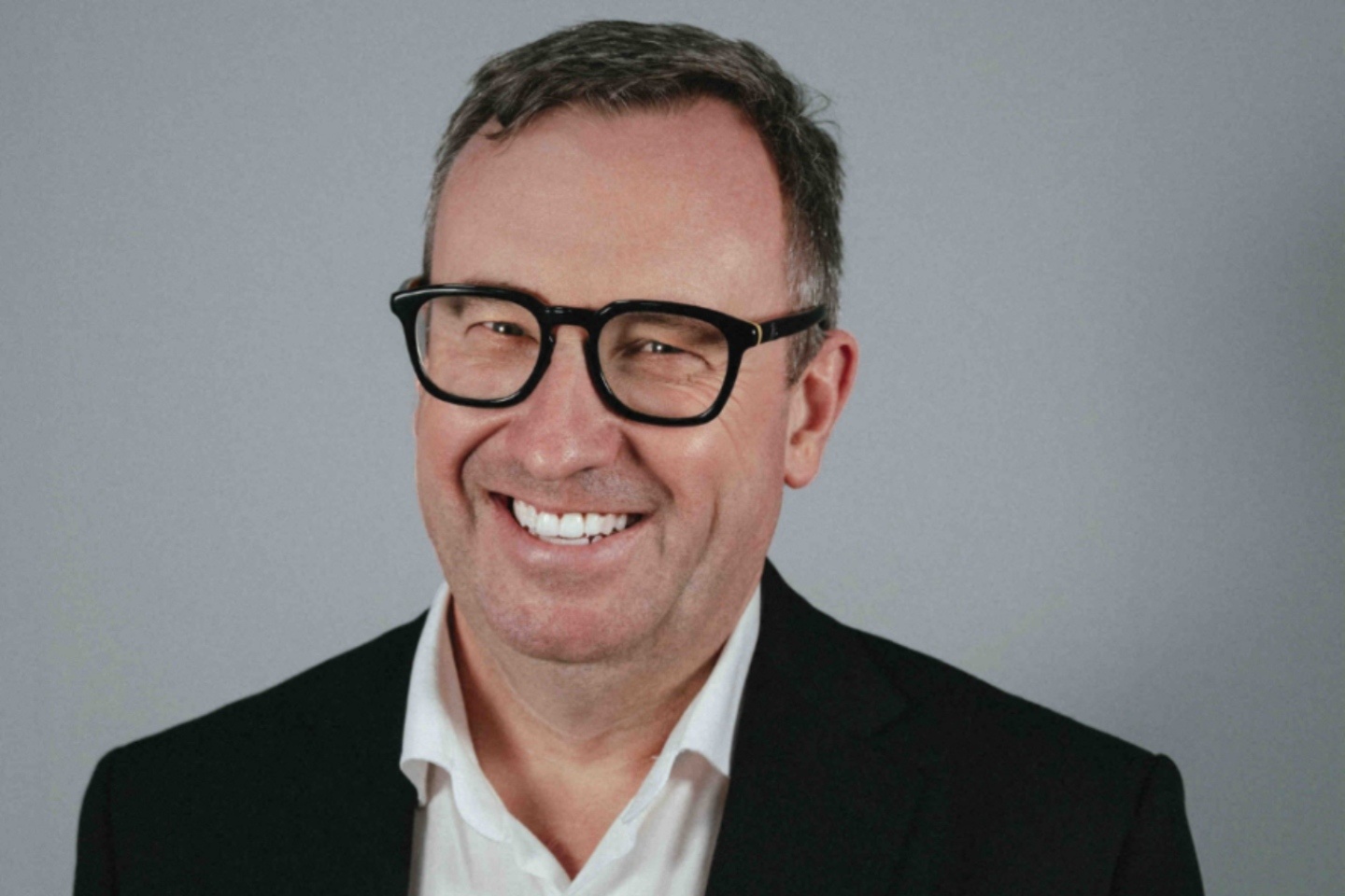 Raiz locks in fintech heavyweight as new boss