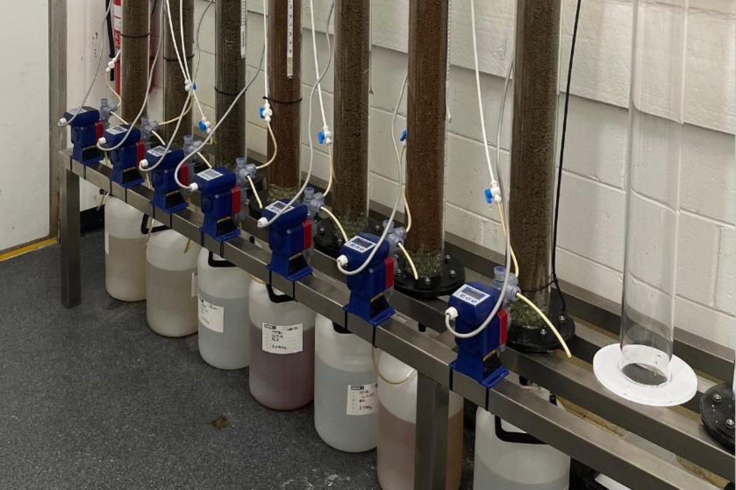 Red Metal heap leach breakthrough fires up Qld rare earths play