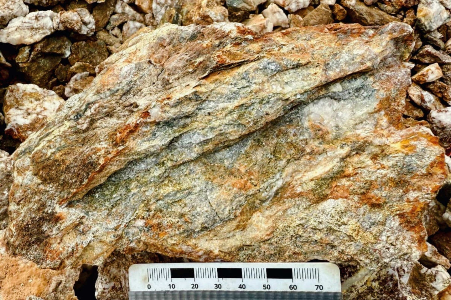 Manhattan fires up first drill blitz at Canadian gold play in 30 years