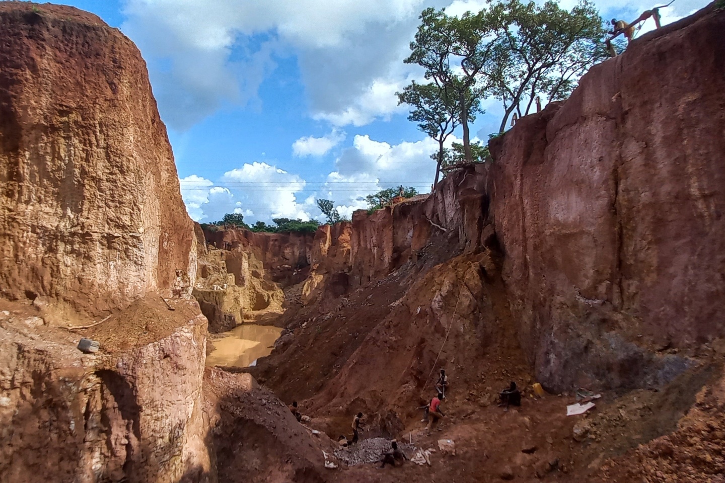 Aurum hits thick gold ahead of West African resource upgrade