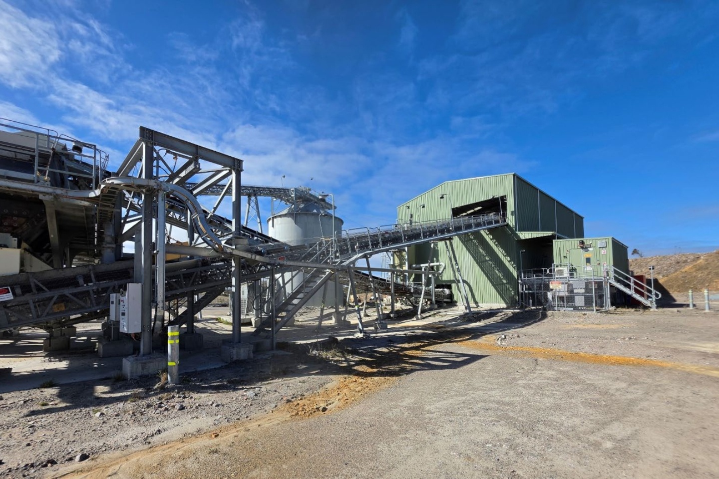 Auric boosts gold bounty 50% with bargain WA buy