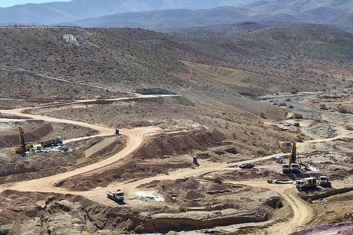 Hot Chili banks US$15M as royalty giant backs Chilean copper discovery