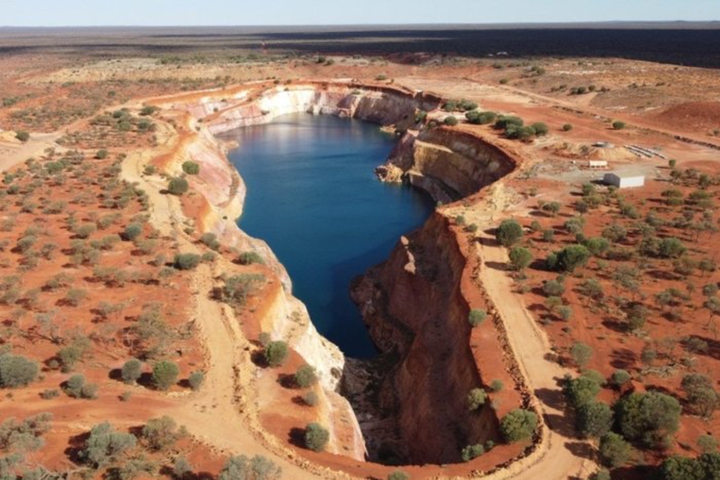 Horizon bags high grade gold outside WA mine plan