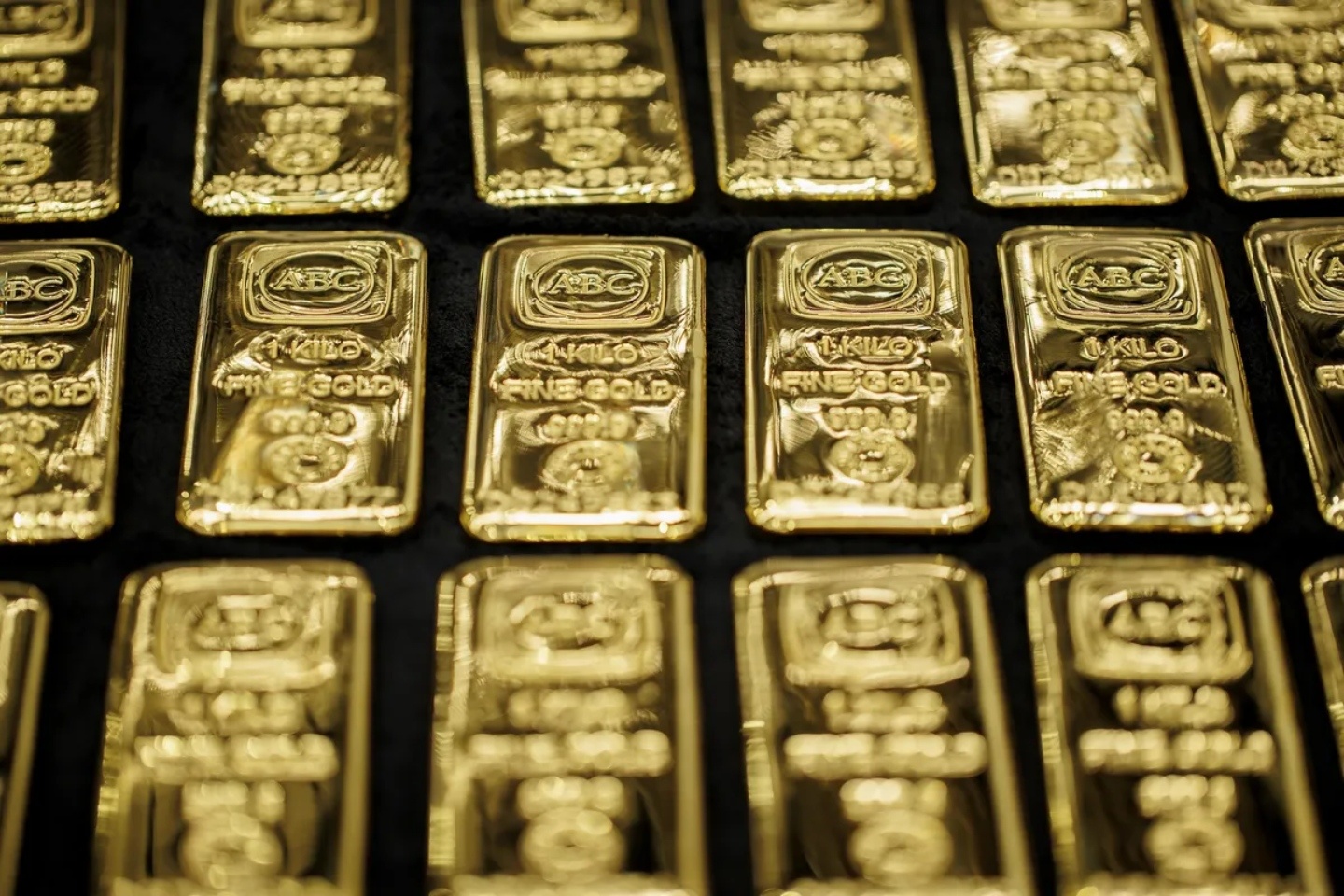 Larvotto lands Glencore offtake deal for NSW gold