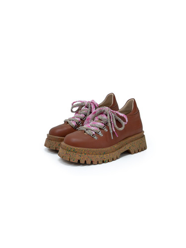 アミーゴ VTP® x Akomi Boots Chocolate | VANDYTHEPINK®