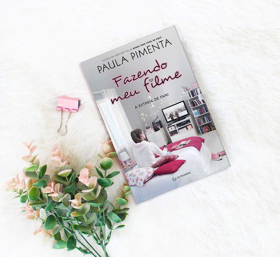 Foto de "Fazendo meu filme - A estreia de Fani", o primeiro volume na ordem dos livros desta coleção escrita por Paula Pimenta