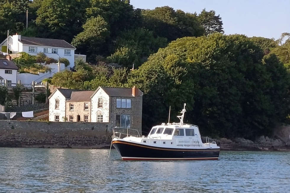 Dale Nelson at Anchor
