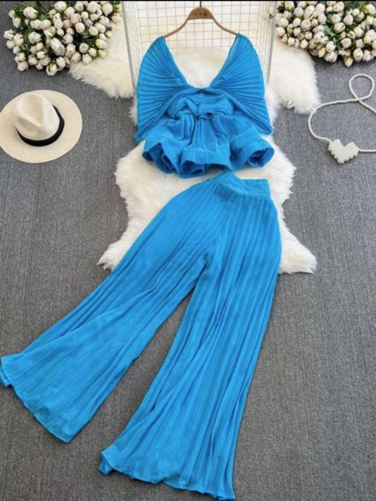 Thumbnail: Grown and Sexy Ruffled 2 Piece Pant Set