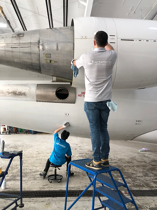 airplane cleaning pearson