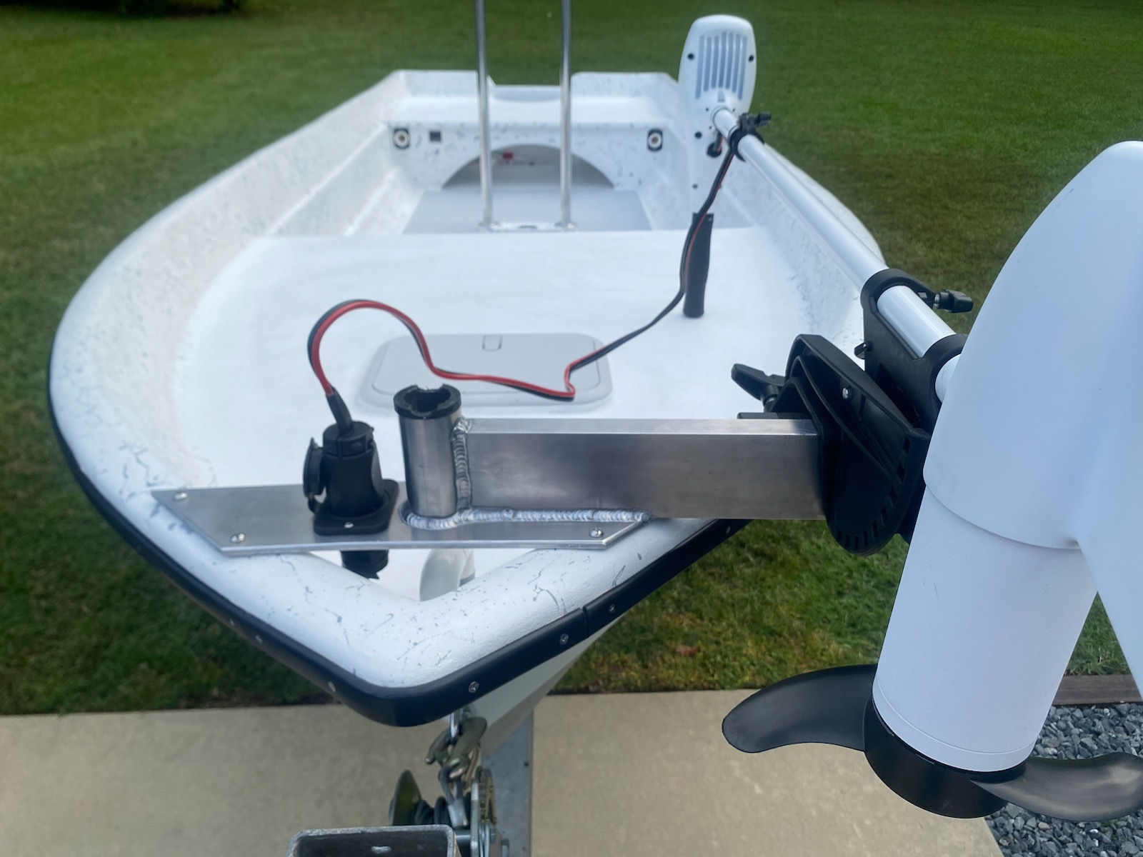 Soportes de motor de pesca por curricán personalizados