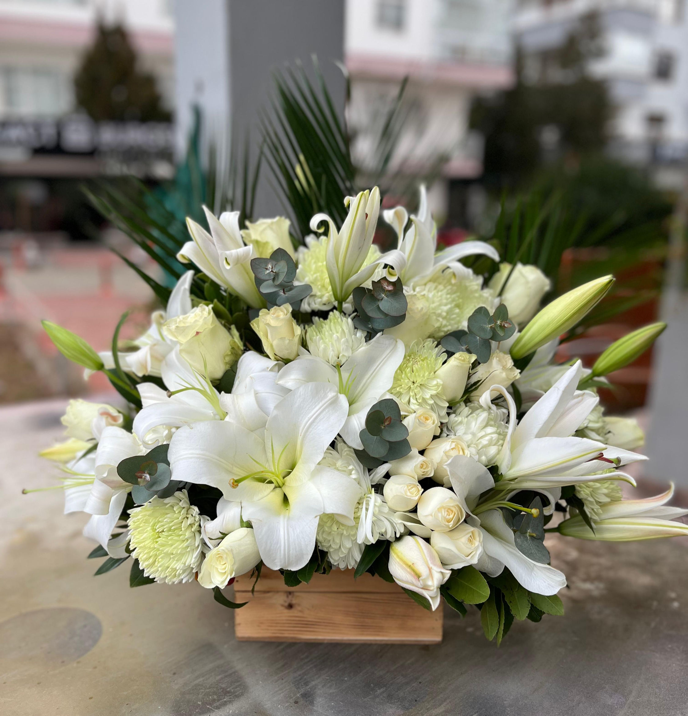 AHŞAP SAKSIDA ARANJMAN