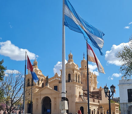 foto bandera argentina_edited.jpg
