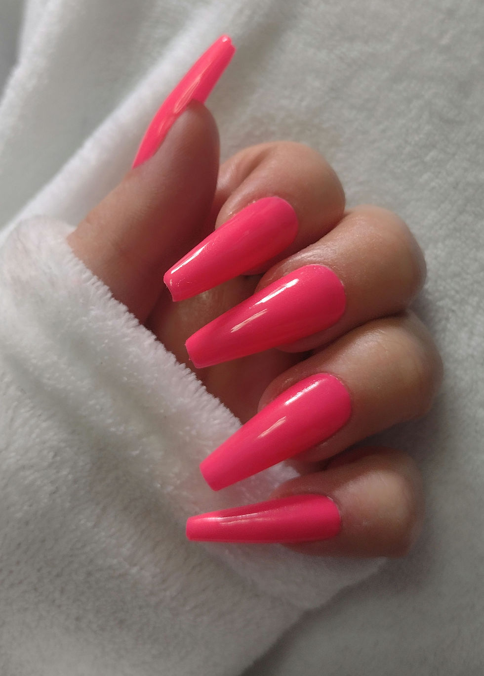 Nicola 15ml Gel Polish