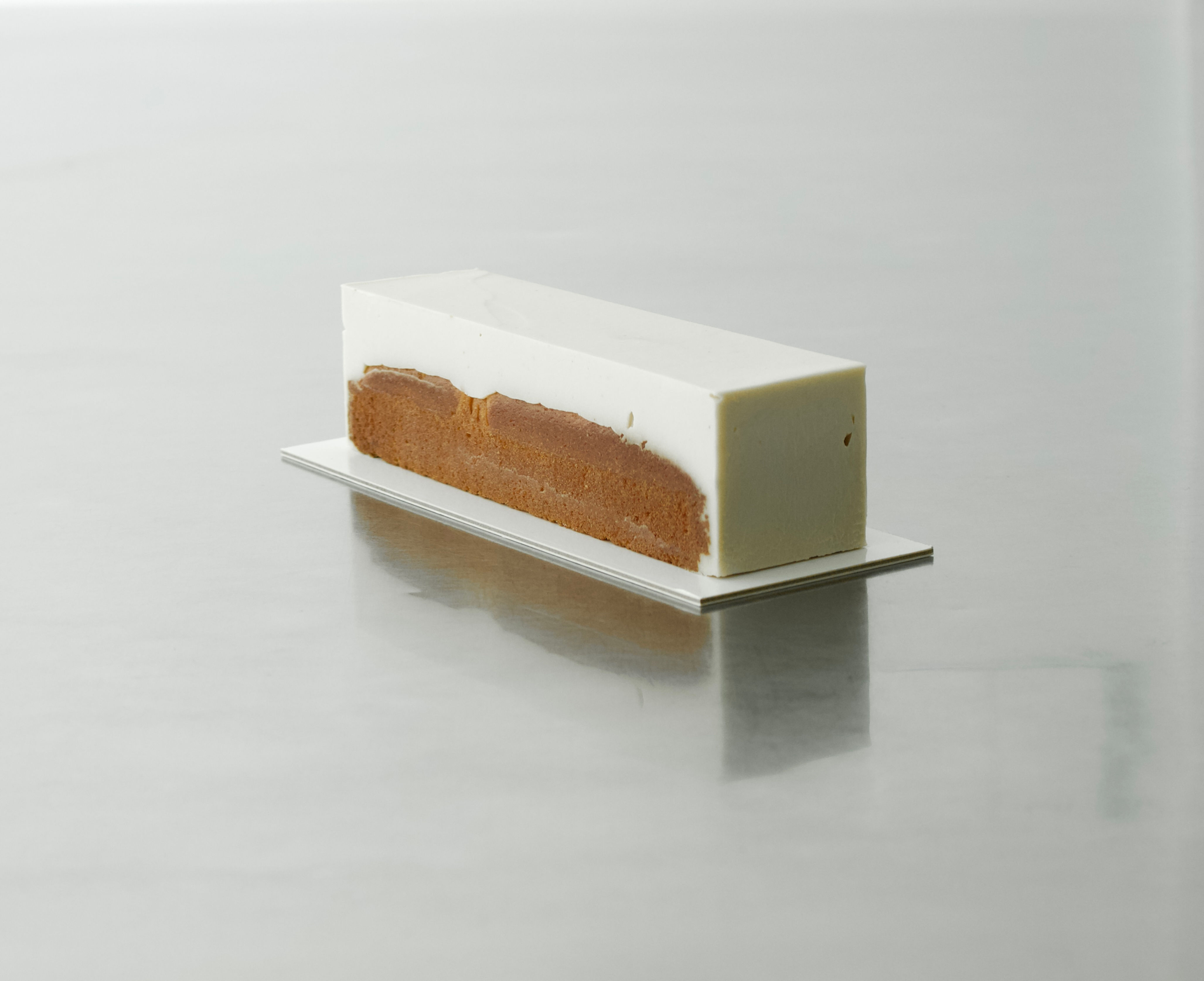 Gâteau de gorgonzola y melocotón blanco