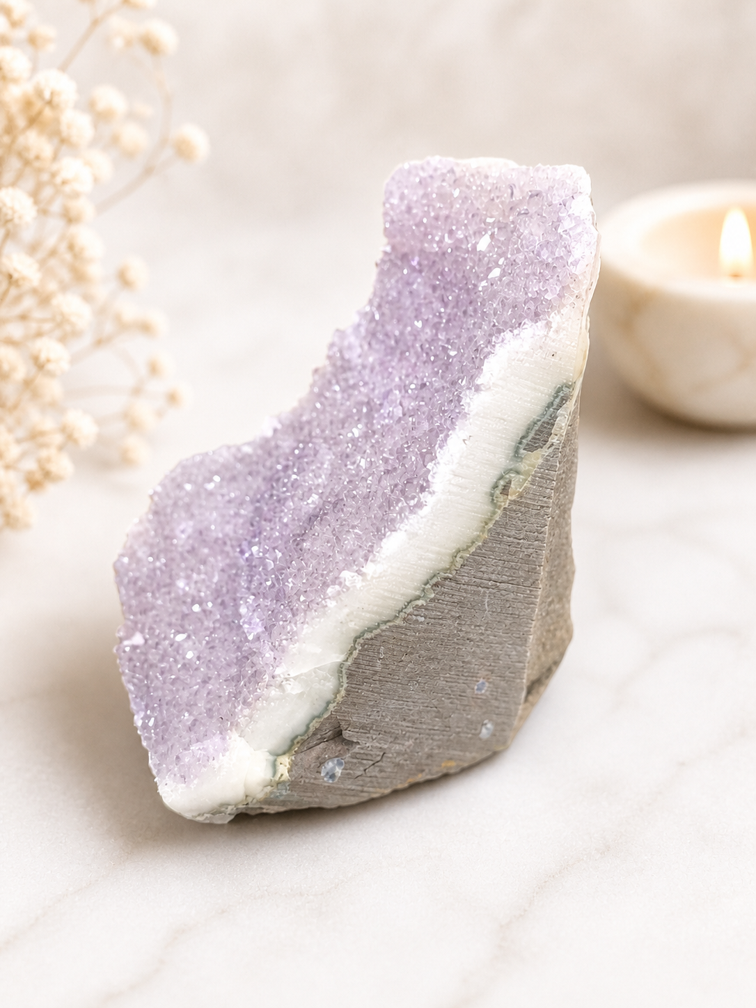 Zeer lichtlila amethist druzy