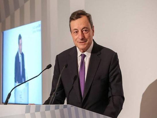 دراجي بعد قرارات المركزي الأوروبي: يجب التحرك بحذر في الظلام