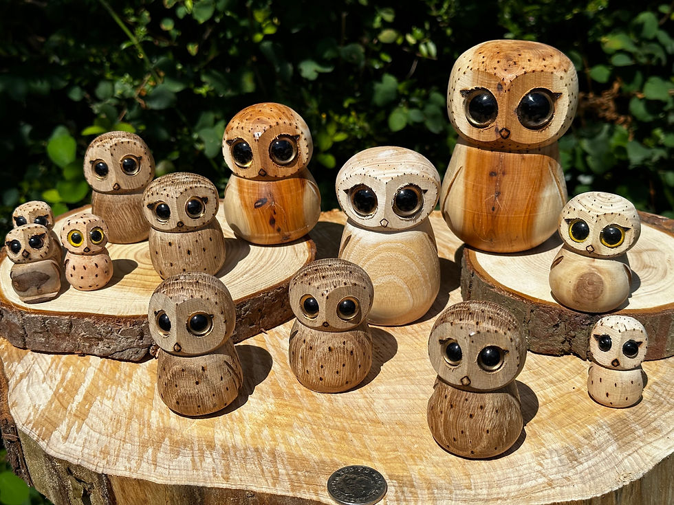 Thumbnail: Small carved owl