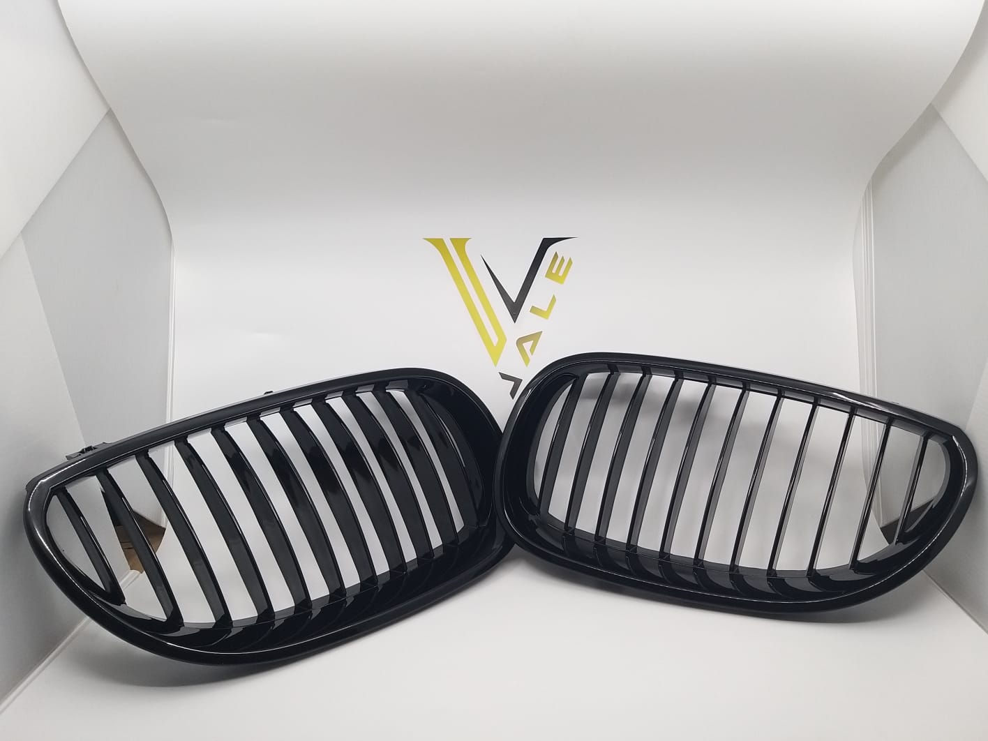 E60 PANJUR TAKIMI M5 TİPİ ÇİFTLİ PARLAK SİYAH - TAKIM FİYATI -