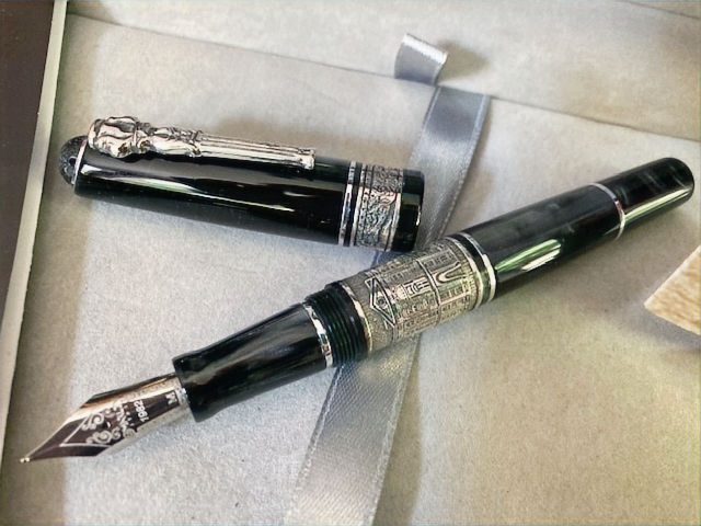 Marlen Citta Storiche-Reggia Di Caserta Fountain Pen Black w/Grey Swirl